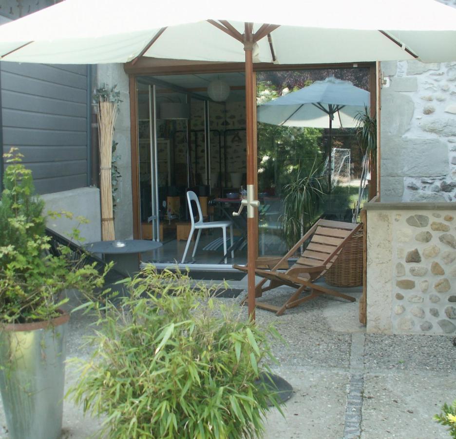 Escapade Champetre Bed and Breakfast Hauteville-sur-Fier Exterior foto