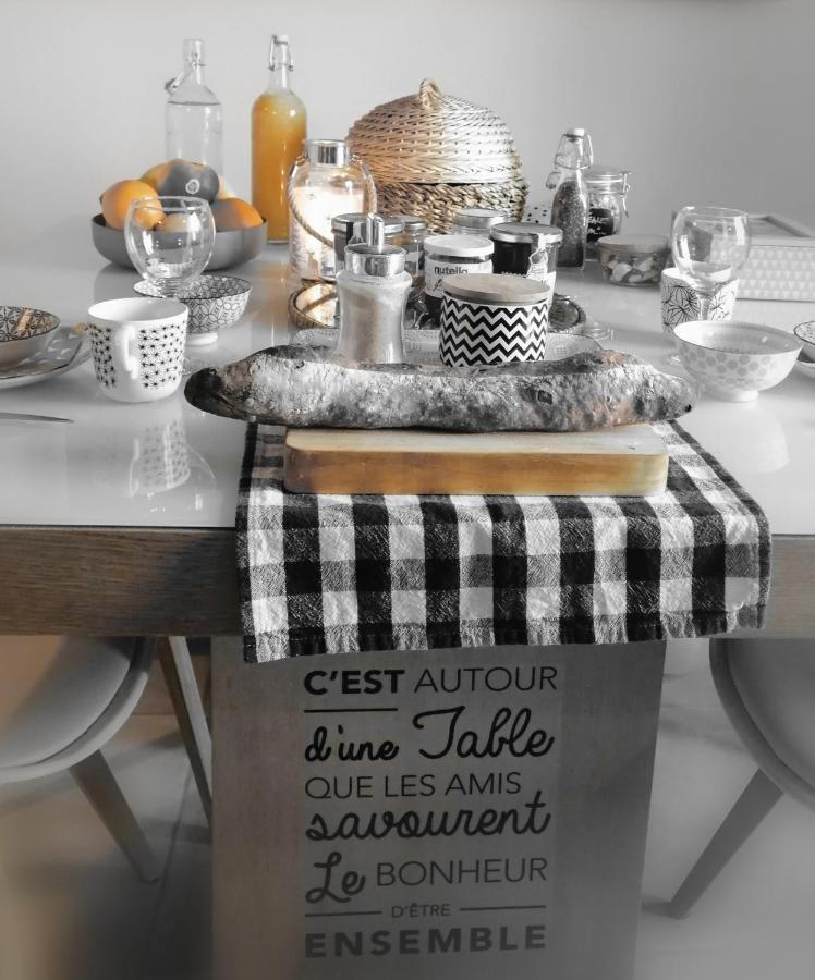 Escapade Champetre Bed and Breakfast Hauteville-sur-Fier Exterior foto